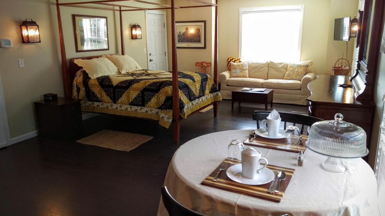 Hertzog Homestead Bed & Breakfast Эфрата Экстерьер фото